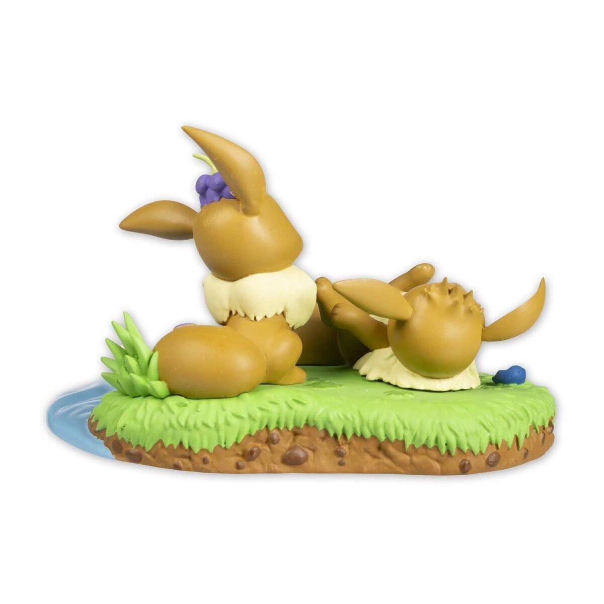 Pocket Monsters - Eievui - Evolving Personalities - Afternoon Picnic with Eevee (PokémonCenter.com, The Pokémon Company International) photo 2