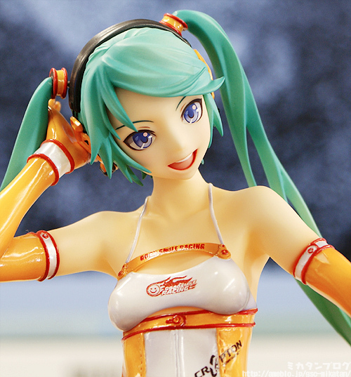 Good Smile Racing - Hatsune Miku - 1/8 - Racing 2010 (Good Smile Company) photo 5