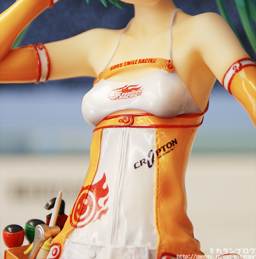 Good Smile Racing - Hatsune Miku - 1/8 - Racing 2010 (Good Smile Company) photo 8